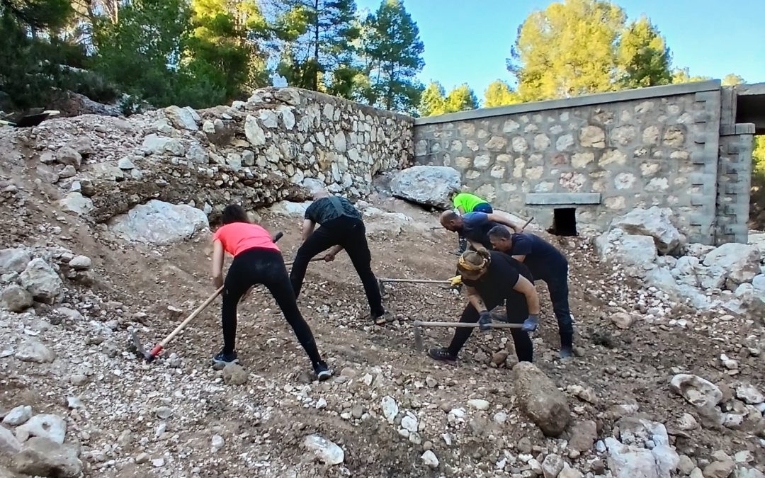 La Asociación de Turismo de la Sierra del Segura, realiza una ruta de senderismo a beneficio de Letur